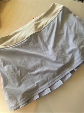lululemon athletica Light Gray tennis Skirt with Cream Waistband 🎾